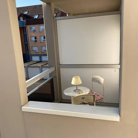 D'une Chambre Avec Terrasse Et Wifi A *